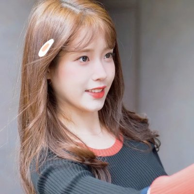 穿黄靴子的女孩